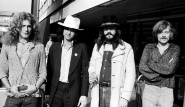 45 años sin Led Zeppelin: la banda que lo inventó casi todo en el rock y se detuvo sin vuelta atrás | LOS40 Classic