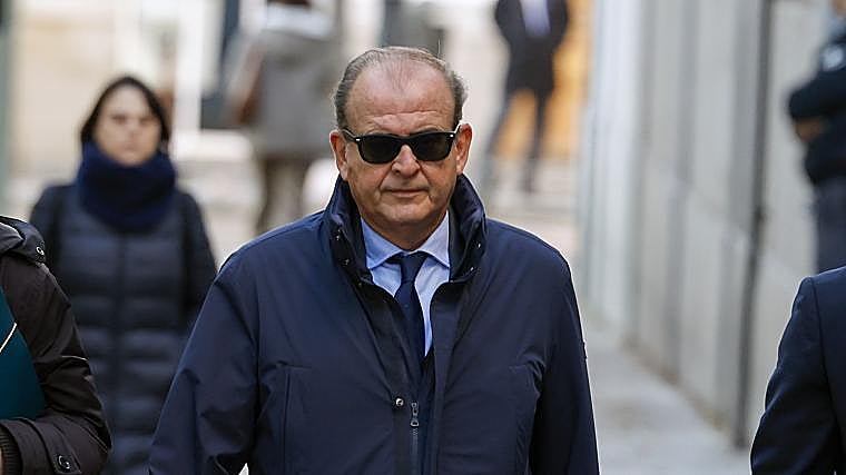 Justo Vicente Pelegrini, exdirector de Construcción de Acciona en España, a su llegada este miércoles al tribunal
