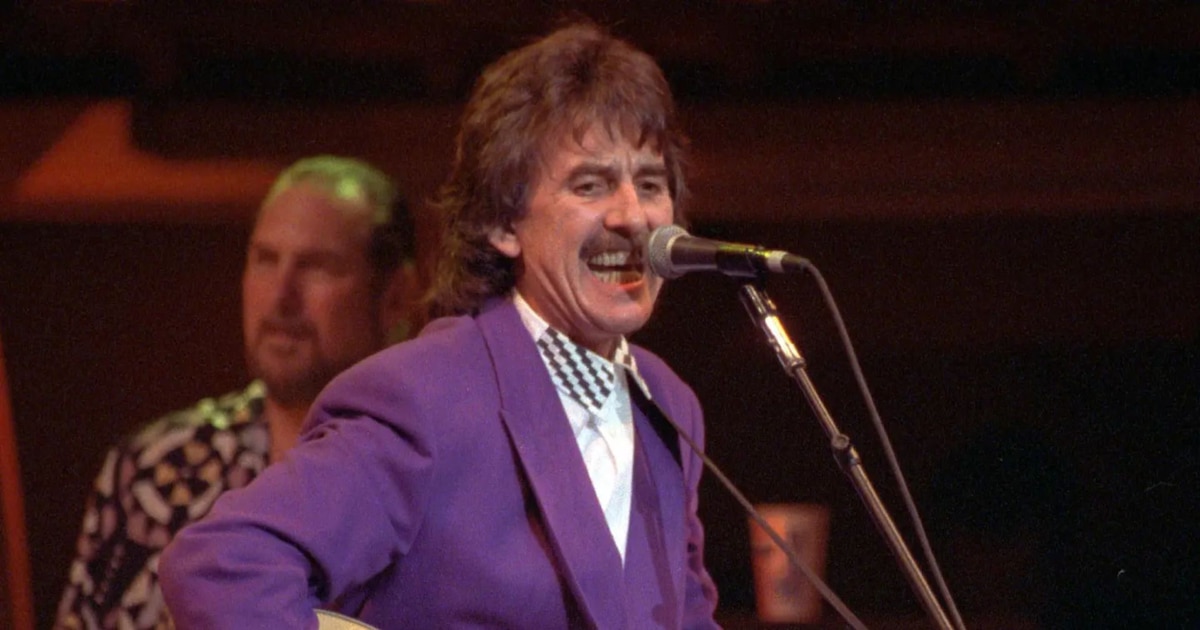 Hit, pero ajeno: la verdad oculta tras el regreso triunfal de George Harrison a la cima de la música internacional