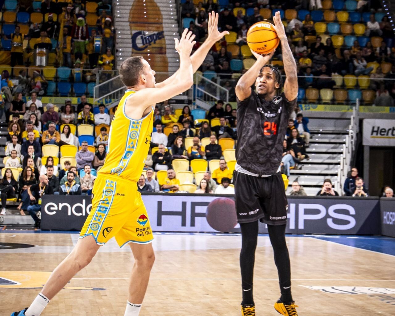 El Covirán acaba despeinado