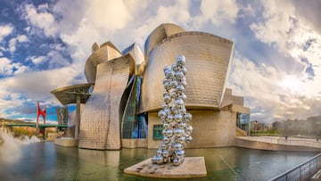 Bilbao City, Frank Gehry architect, Gugenheim Museum, spain, Vasc Country (Photo by: Dukas/Universal Images Group via Getty Images)