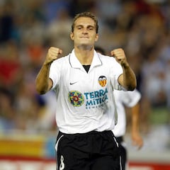 Jugadores que han defendido la camiseta del Atlético de Madrid y del Valencia 