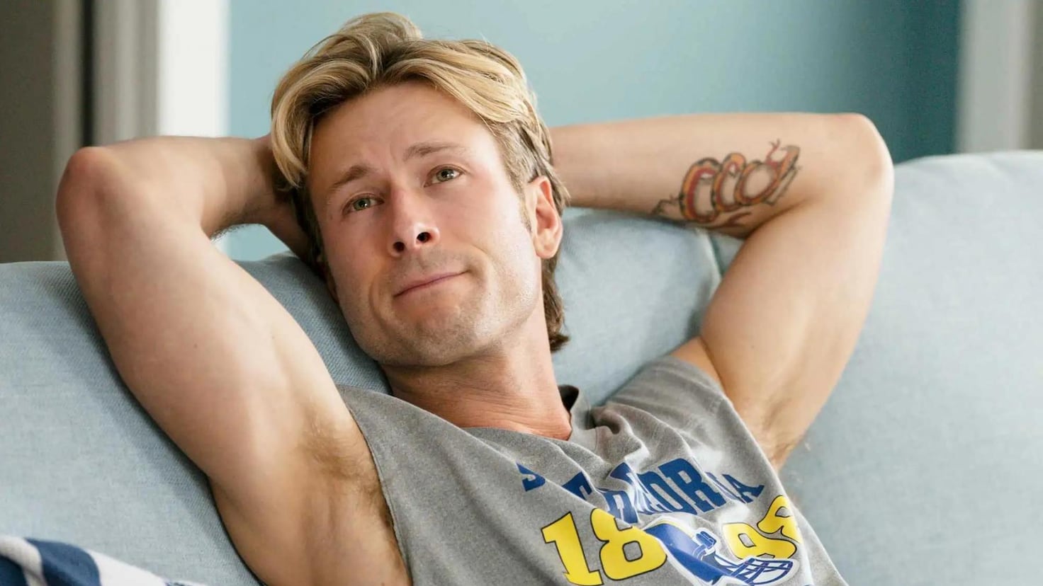 La serie más infravalorada del año es esta disparatada comedia deportiva con el actor del momento