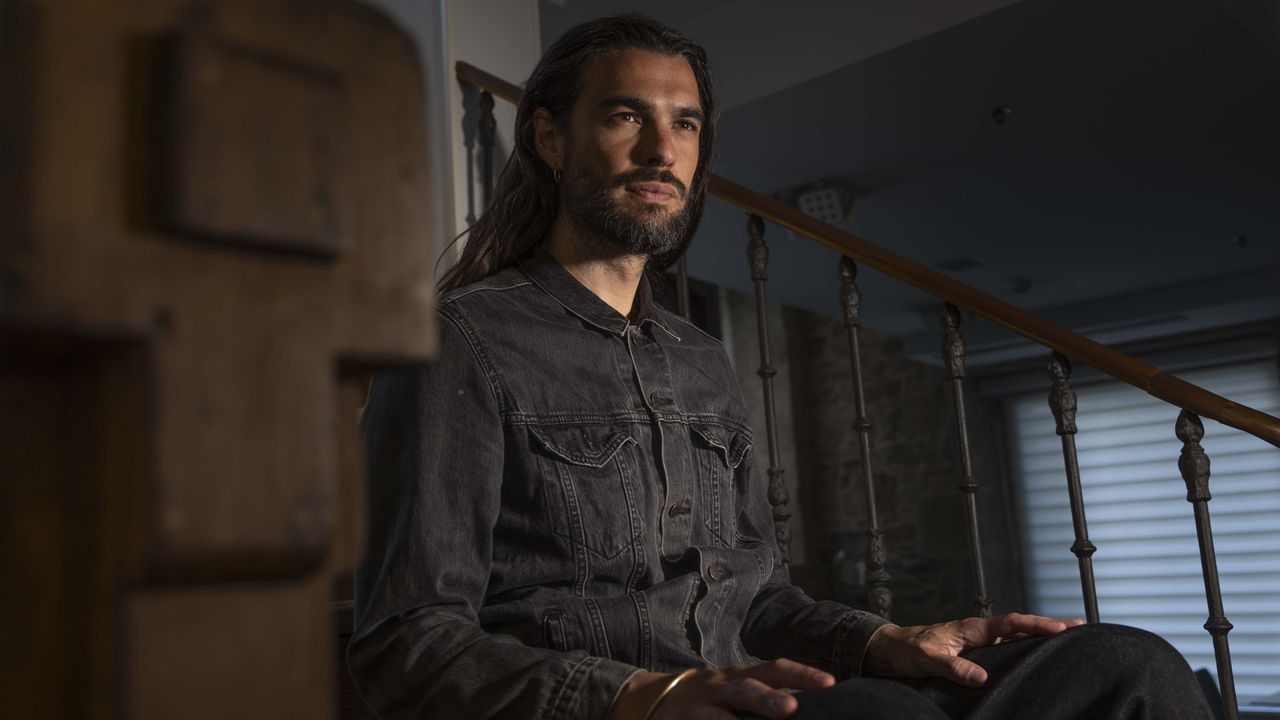 El New Yorker elige «Sirât», de Oliver Laxe, mejor película del 2025: «Desgarradora y estimulante»