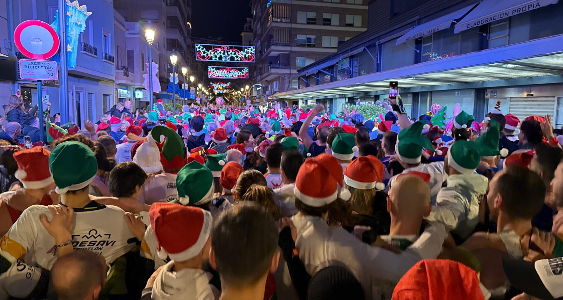 San Vicente del Raspeig bate récords con más de 3.000 corredores participantes en la carrera San Silvestre más multitudinaria