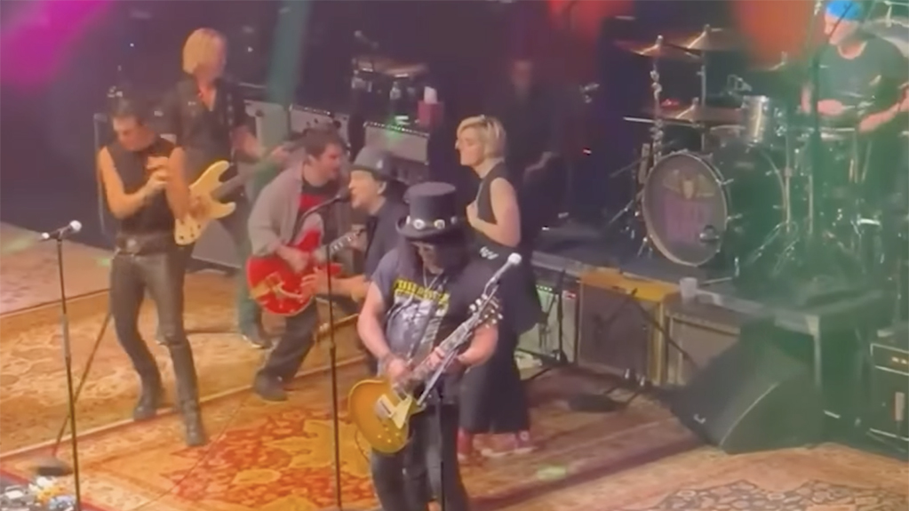 Slash, Eddie Vedder, Anthony Kiedis, Bruno Mars y más en un concierto privado de infarto