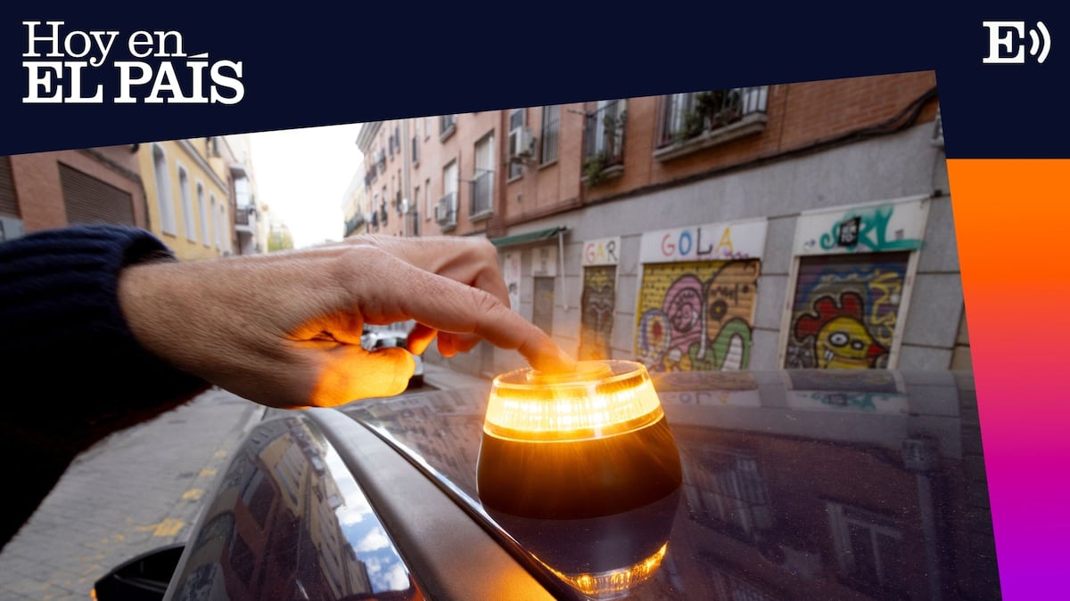 La asociación mayoritaria de guardias civiles no está de acuerdo con la DGT en sustituir los triángulos por la baliza V16 | Hoy en EL PAÍS: tu podcast diario