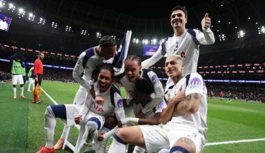 Xavi Simons se da un homenaje