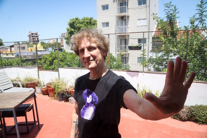 Fernando Samalea, gran baterista del los mayores héroes del rock argentino y también un escritor de libros autobiográficos. Foto: Antonio Becerra.