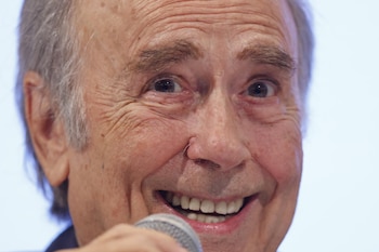 Serrat comparte anécdotas sobre su