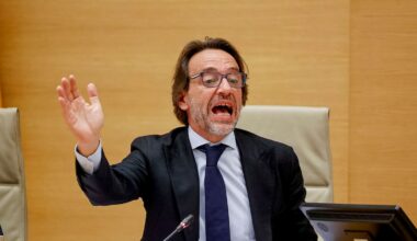 El jefe de Gabinete de Mazón dice que el president "conocía la situación y nunca estuvo ilocalizable" el día de la DANA | Política