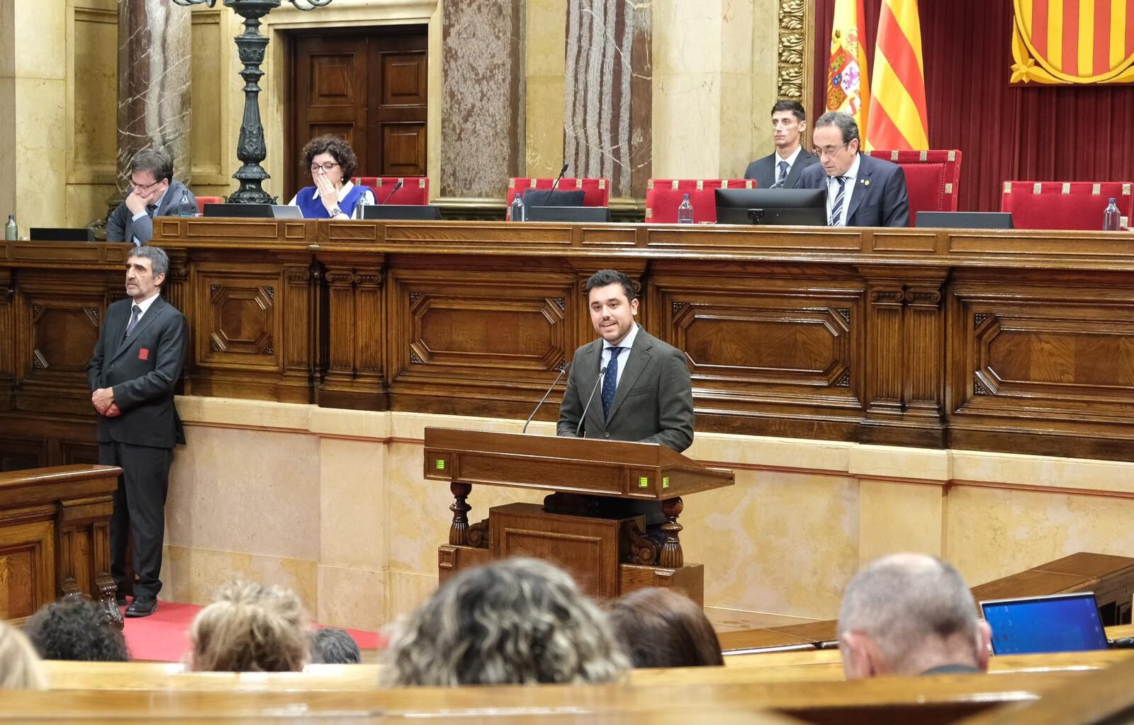 El PP pide al Govern reforzar el personal sanitario y recursos ante el aumento y adelanto de la gripe en Cataluña