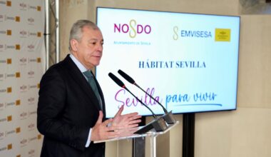 Jose Luis Sanz presenta ‘Hábitat Sevilla’, un plan de renovación del parque público de vivienda de alquiler de Sevilla que cuenta con una inversión de 3 millones de euros