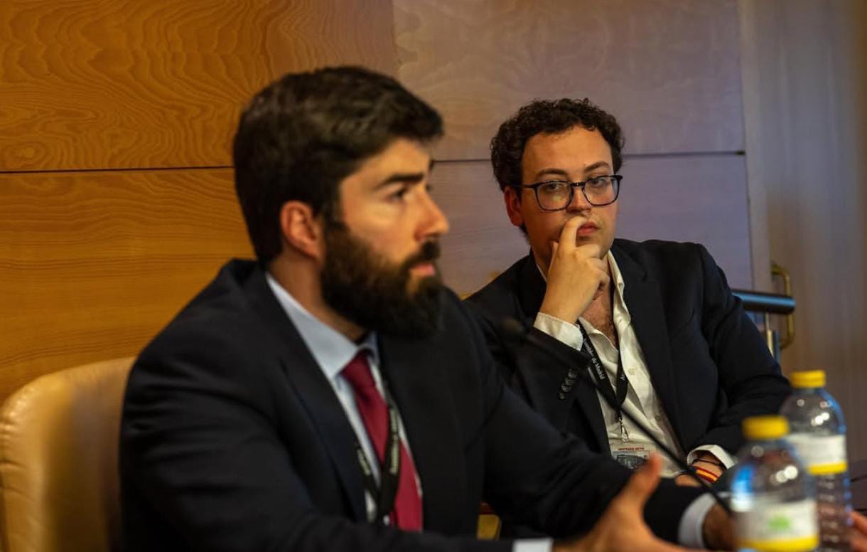 Denuncian al jefe de redes de Vox por agresión sexual a un menor tras invitarlo a la sede