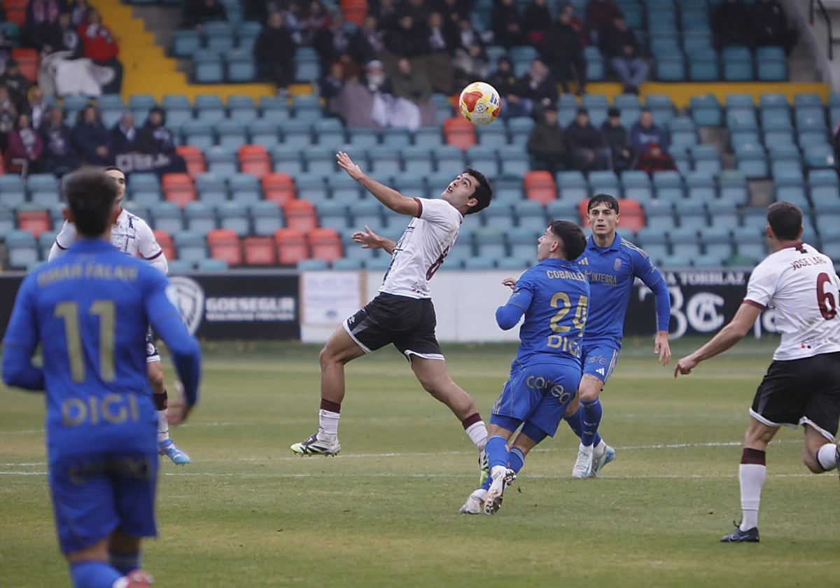 El Salamanca UDS merece más que un punto ante el Vetusta (0-0)