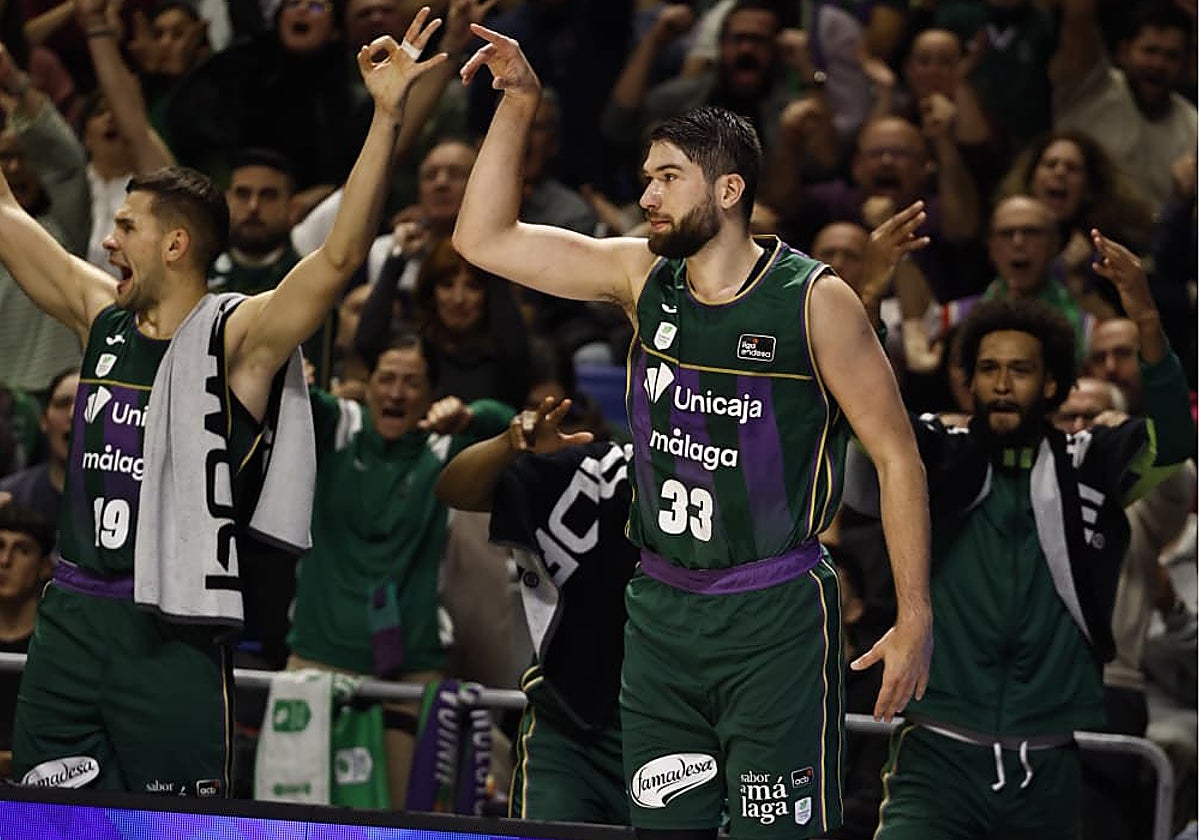 Once de los doce jugadores del Unicaja anotaron al menos un triple ante el Joventut