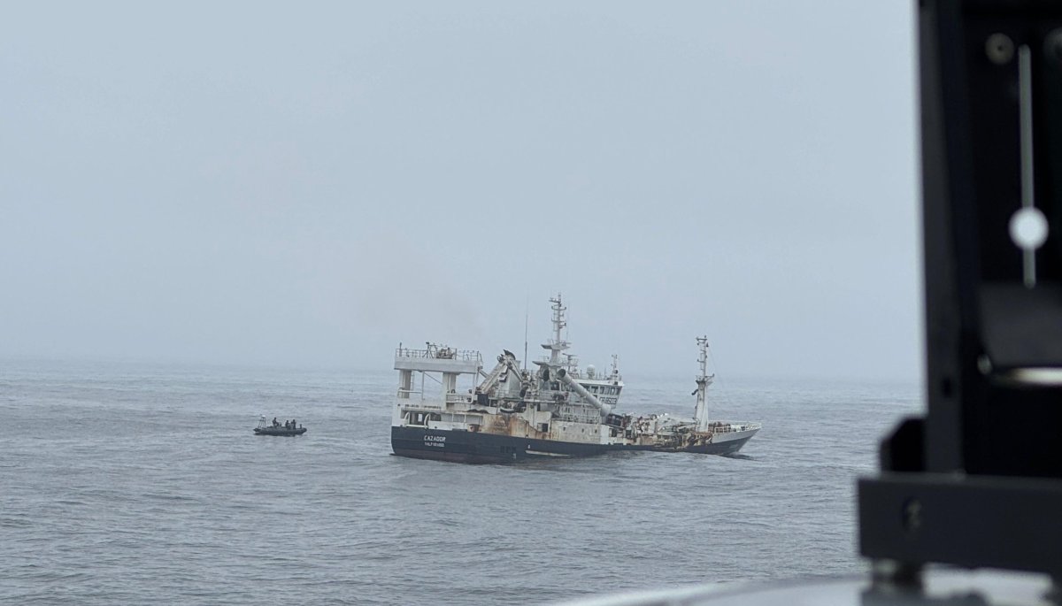 Armada realiza Operación de Vigilancia Oceánica en la Quinta Zona Naval