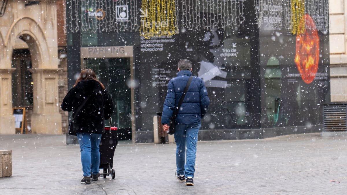 Los días previos a Reyes traen nieve en cotas bajas: nevadas a poco más de 300 metros en el centro de la Península | Sociedad