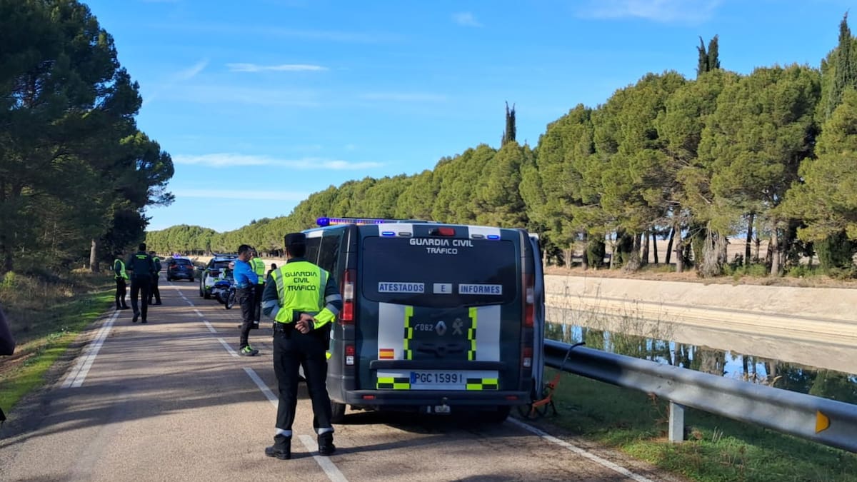 Un motorista de Zaragoza fallece en un choque contra un vehículo en la carretera junto al Canal de Monegros en Almudévar | Radio Huesca