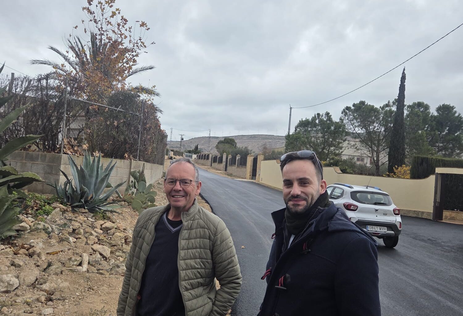 el proyecto “caminos que unen”, impulsado por el concejal Francisco José Castelló, ya es una realidad tras meses de reuniones y trabajo vecinal