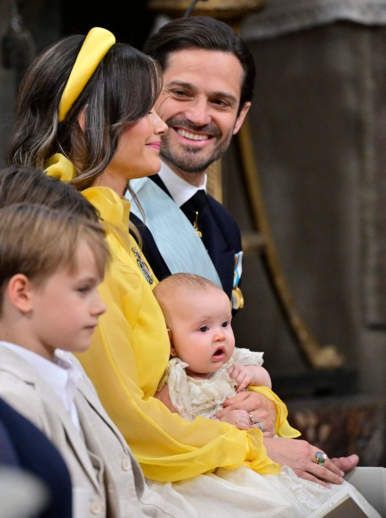  Carlos Felipe de Suecia y Sofia de Suecia en el bautizo de su hija Ines