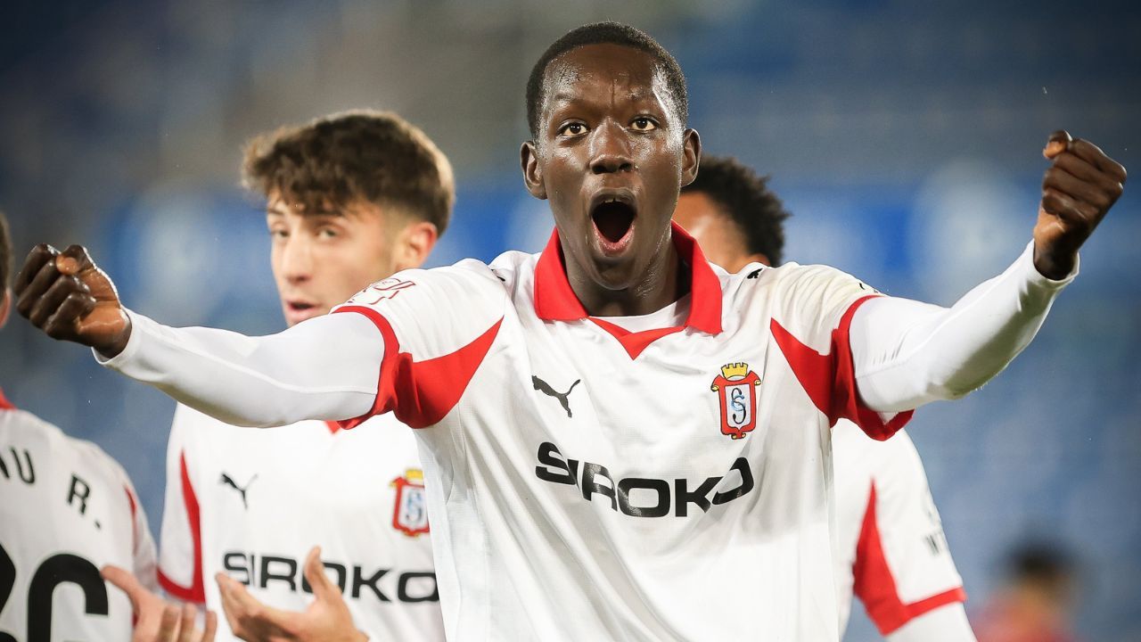 Vídeo resumen: Los goles de Amadou y Manu para clasificar al Sporting en la Copa del Rey - La Voz de Asturias