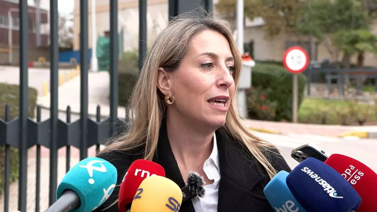 María Guardiola denuncia el robo de votos por correo en tres localidades extremeñas