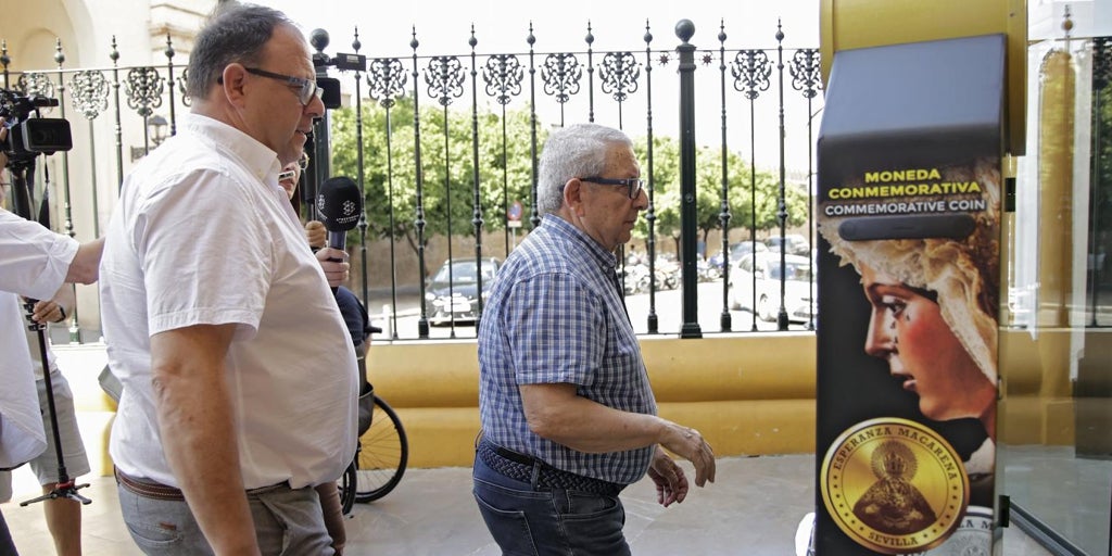 la Macarena envió hasta cuatro burofaxes