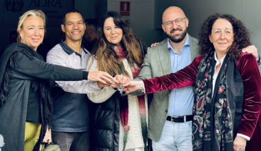 El Ayuntamiento de El Puerto cede cuatro locales municipales a asociaciones sociales y culturales de la ciudad