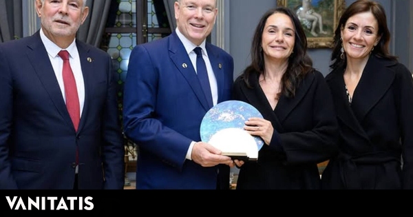 El encuentro del príncipe Alberto con Elena Cullell, la mujer de Luis Enrique, en homenaje a la memoria de su hija Xana