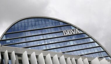 BBVA lanza la recompra de 4.000 millones de euros en acciones para remunerar a sus accionistas