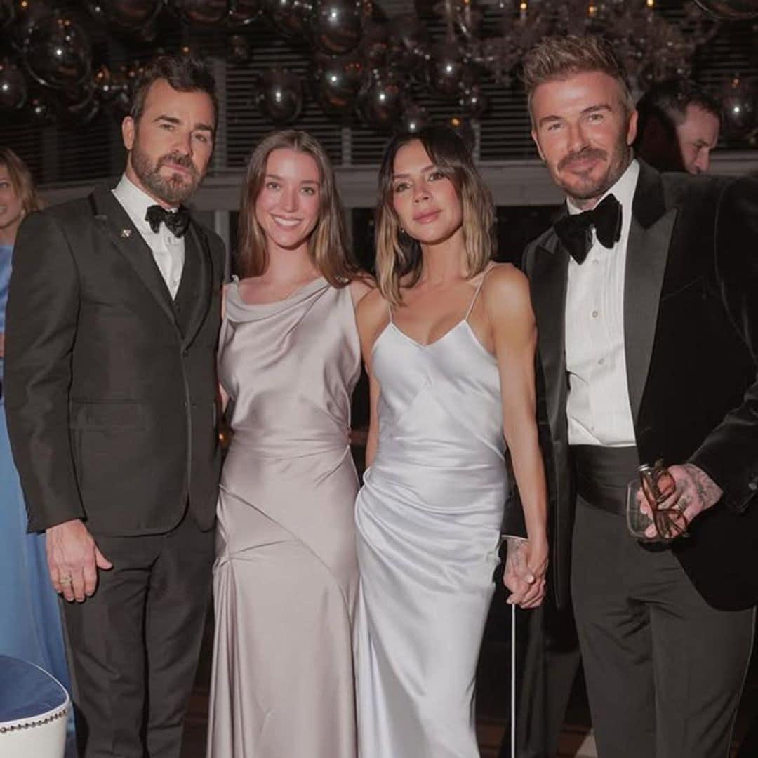 El actor Justin Theroux acudió a la celebración de los Beckham con su esposa Nicole Brydon Bloom.