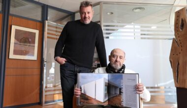 El fotógrafo Joan Costa y el arquitecto Carlos Sáenz Valicourt