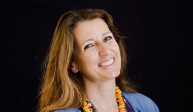 “Las casas son como un dinosaurio. Viven muchos años y llevan varias generaciones de personas e historias”