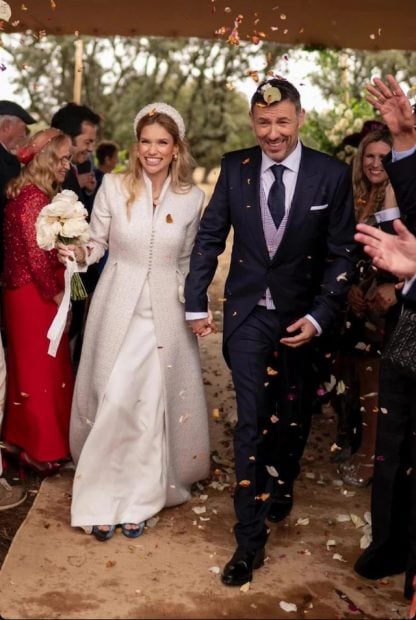 Iñaki Urrutia en su boda en Salamanca con su pareja María (Instagram).
