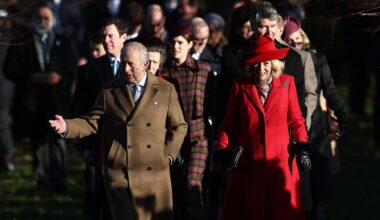 La Familia Real se reúne en la tradicional misa en Sandringham