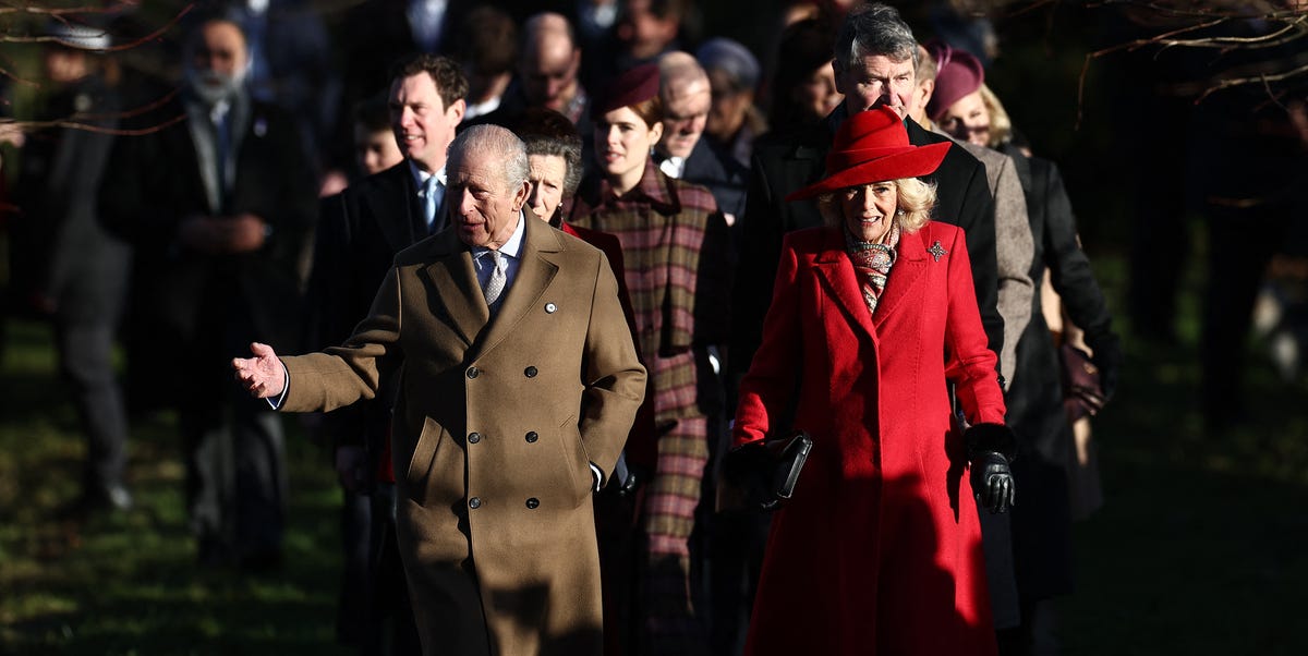 La Familia Real se reúne en la tradicional misa en Sandringham