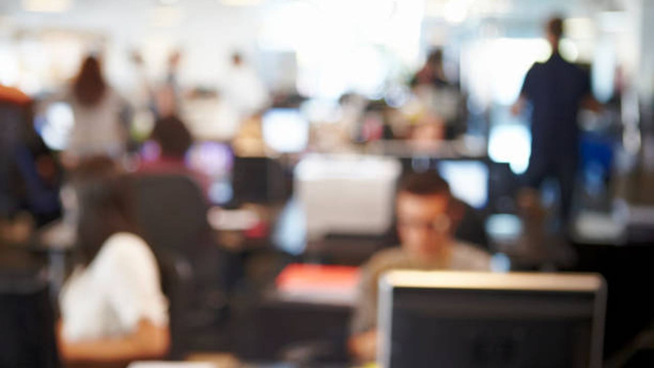 Los funcionarios ya han empezado a cobrar los atrasos salariales de 2025... y los de Hacienda han sido los primeros