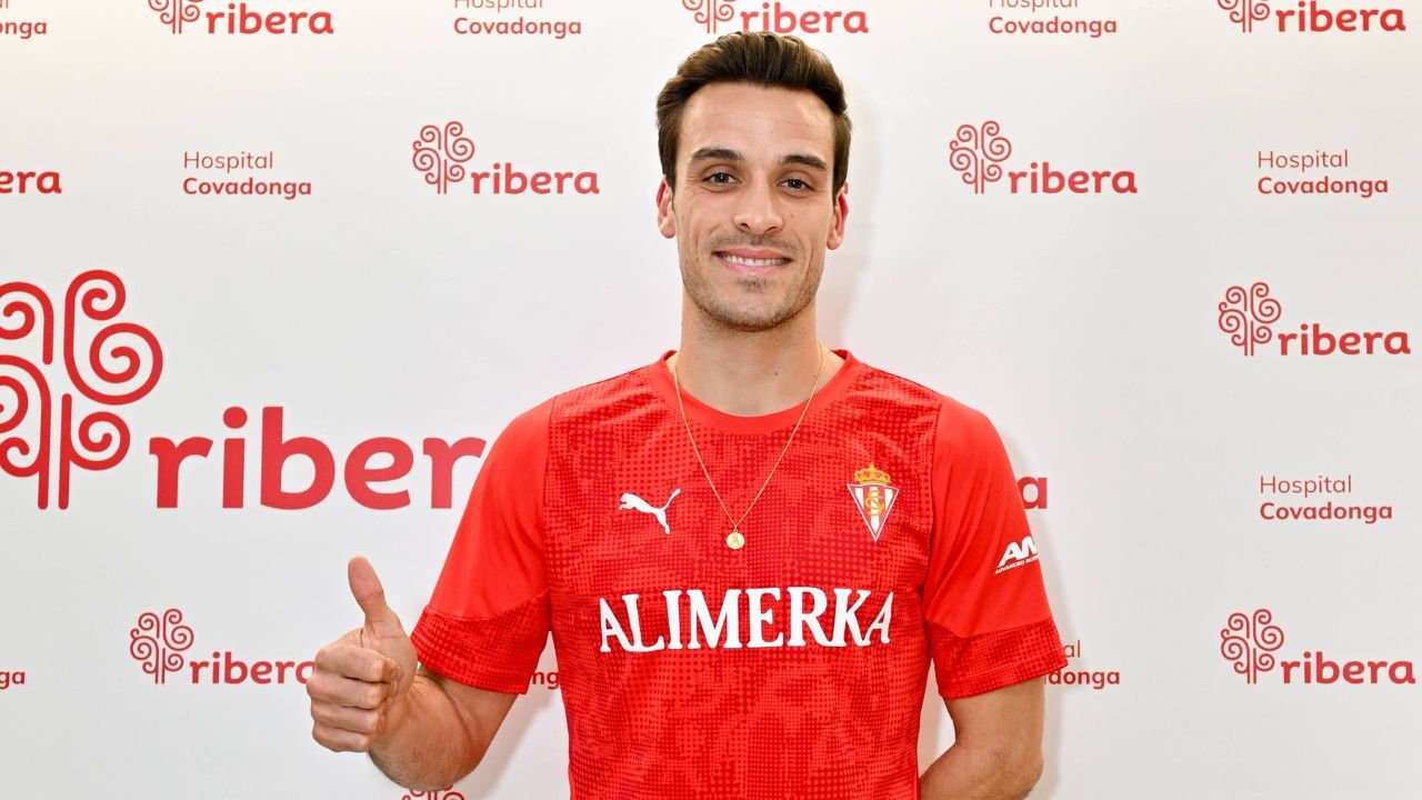 Oliván se estrena en una convocatoria del Sporting con 2 ausencias y un guaje - La Voz de Asturias