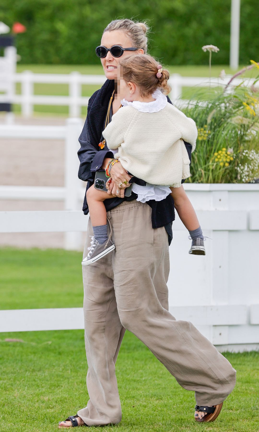 Marta Ortega, con su hija, en la edición anterior de Casa Novas