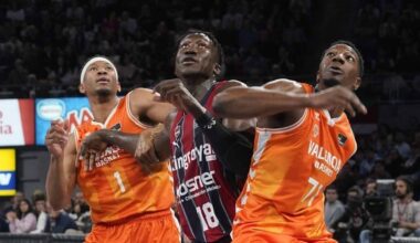 El Baskonia eleva una queja a la ACB por el arbitraje ante el Valencia
