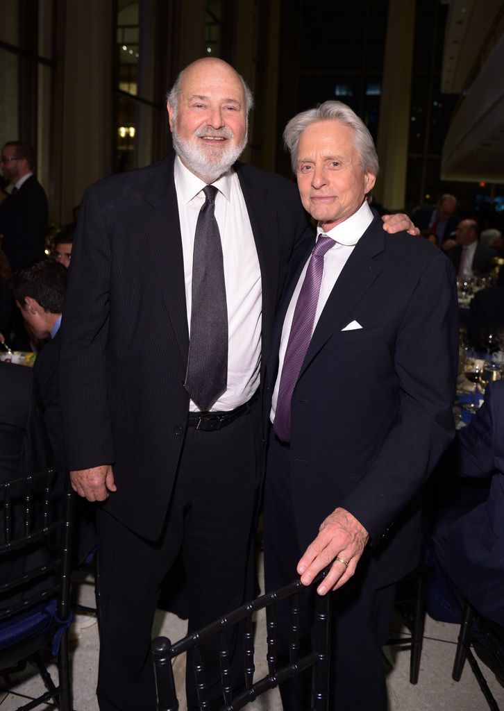Rob Reiner y Michael Douglas en la 41ª cena de gala de los premios Chaplin en el Lincoln Center de Nueva York en 2014
