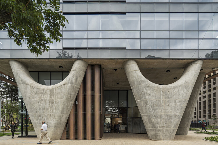 Compensar – Centro de Bienestar Integral para el Adulto Mayor / taller de arquitectura de bogotá - Fotografía interior, Concreto