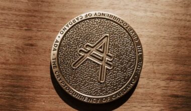 Cardano extiende las pérdidas del fin de semana