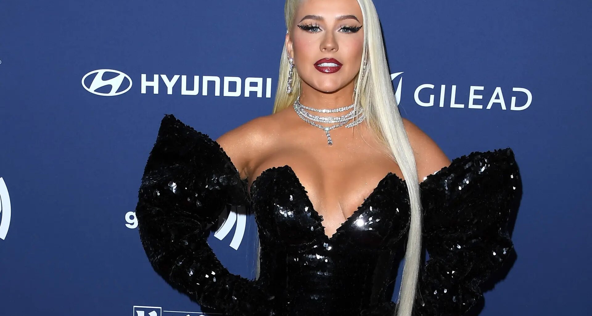 de una infancia marcada por la violencia al éxito mundial