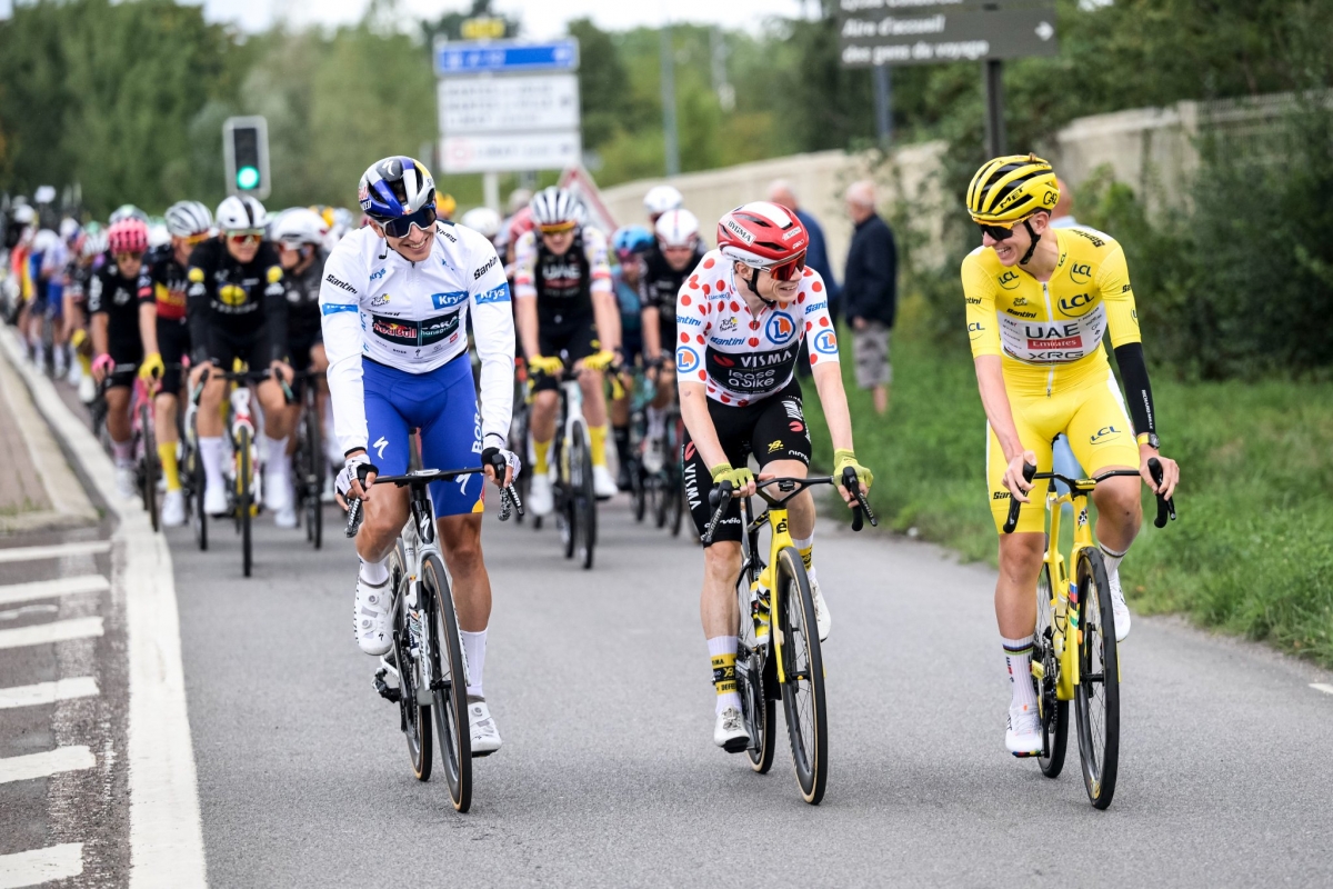 La Marina Alta, meca invernal del ciclismo mundial: entre el prestigio y la saturación