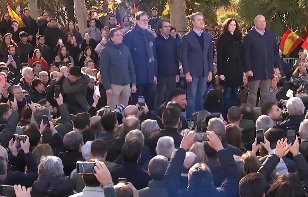 El Coyote cada cuatro domingos