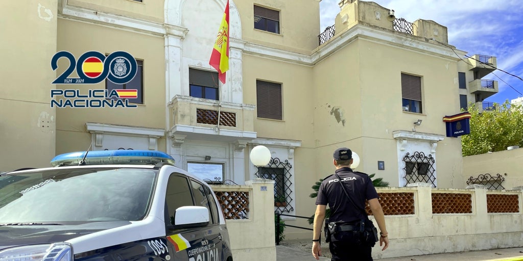 Le vende la casa a otro por encargo mientras estaba fuera y con los 200.000 euros se compra una y la reforma