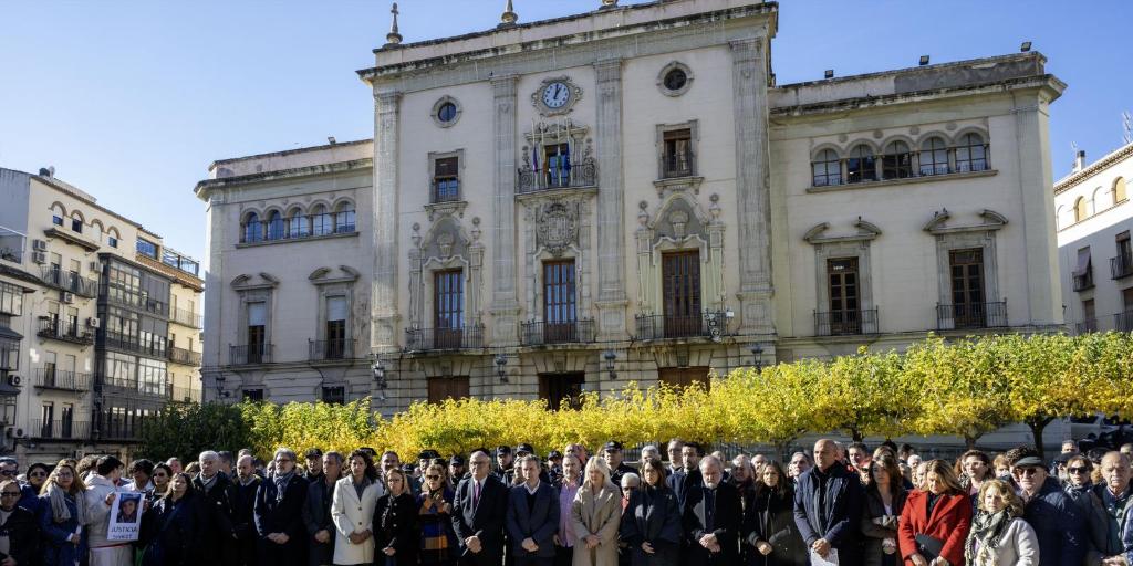 La Policía toma declaración a familiares y testigos para saber por qué se suicidaron las adolescentes de Jaén