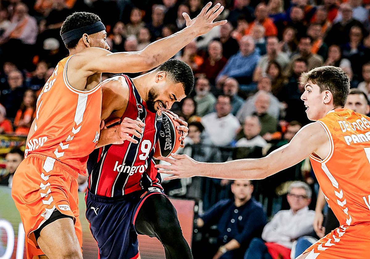 El Baskonia se queda en un constante amago